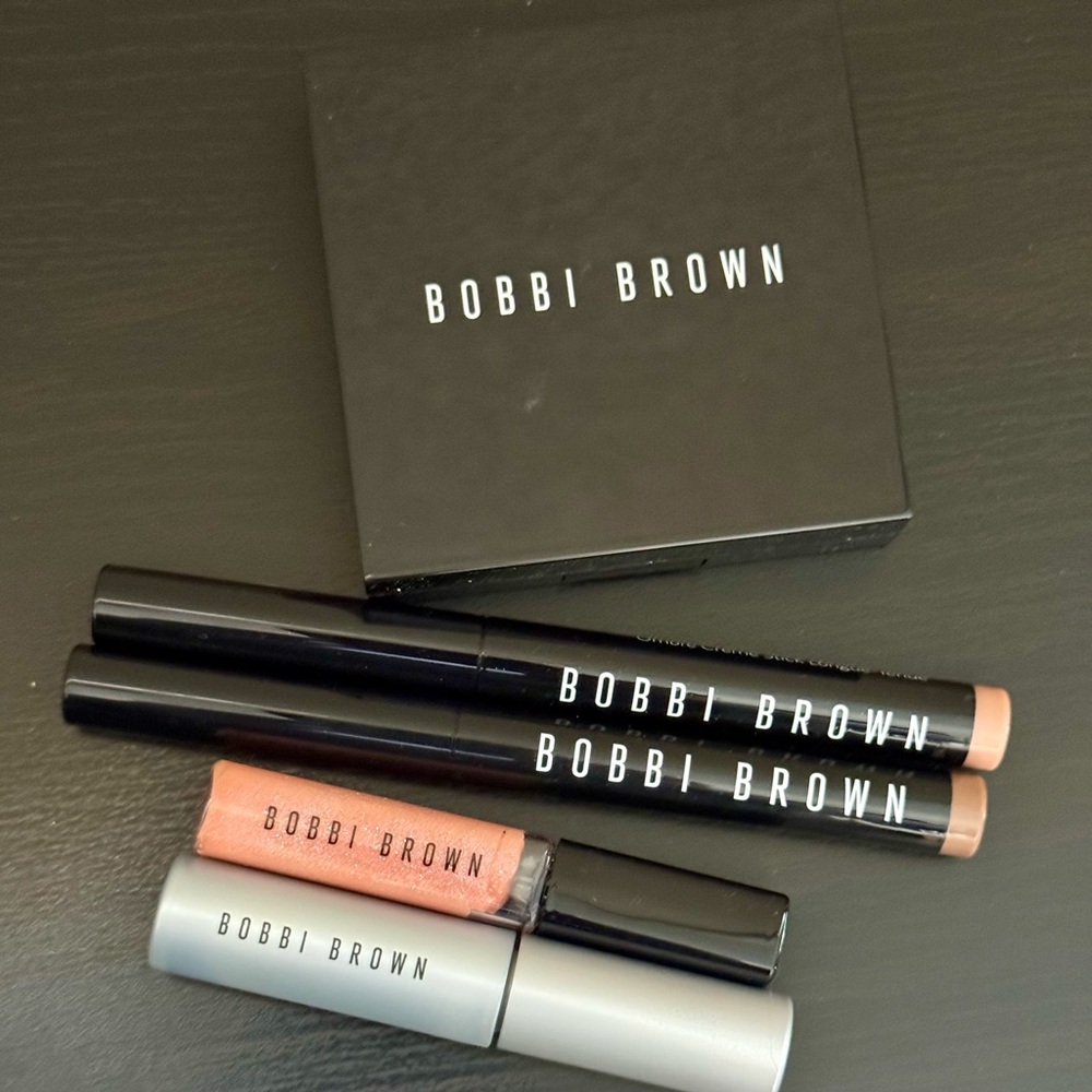 NEW Bobbi Brown Illuminating Makeup Bundle (Eyes, Lips, Face)